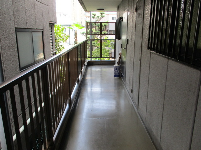 大阪市東淀川区上新庄２丁目のマンション