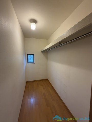 秦野市南が丘4丁目　中古戸建の収納
