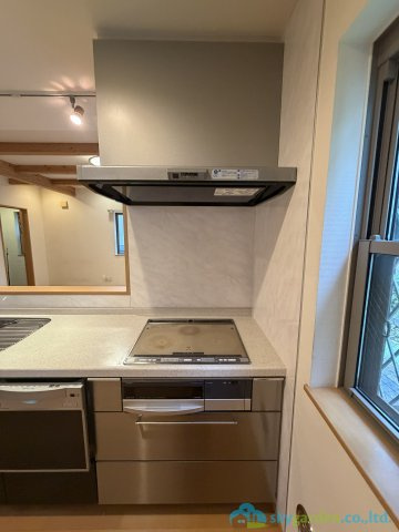秦野市南が丘4丁目　中古戸建のキッチン