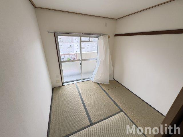 鶴山台40号棟の和室