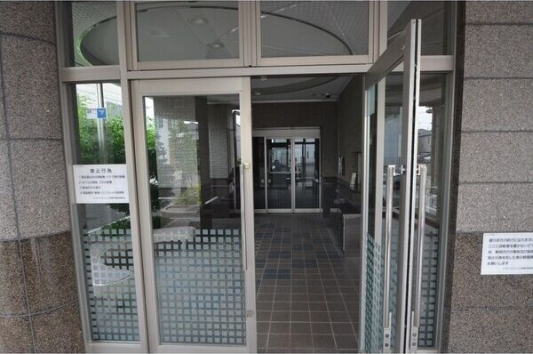 ライオンズマンション瑞穂中根町のエントランス