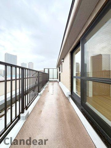 ライオンズマンション押上第二のバルコニー|ドキドキの新生活も、安心してスタート。ぴったりの住まいを見つけませんか？クランディアが一緒に住まい選びをサポートします‼　まずは、お気軽にお問合せください　＃クランディア