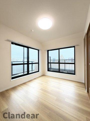 ライオンズマンション押上第二の洋室|ドキドキの新生活も、安心してスタート。ぴったりの住まいを見つけませんか？クランディアが一緒に住まい選びをサポートします‼　まずは、お気軽にお問合せください　＃クランディア