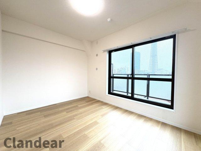ライオンズマンション押上第二の洋室|ドキドキの新生活も、安心してスタート。ぴったりの住まいを見つけませんか？クランディアが一緒に住まい選びをサポートします‼　まずは、お気軽にお問合せください　＃クランディア