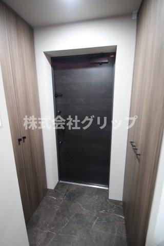 Le'a横濱井土ケ谷弐番館の玄関