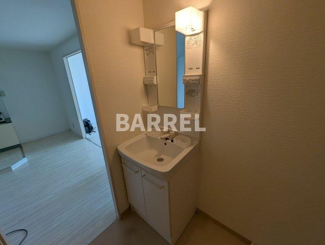 ダイヤモンドパレスの独立洗面台