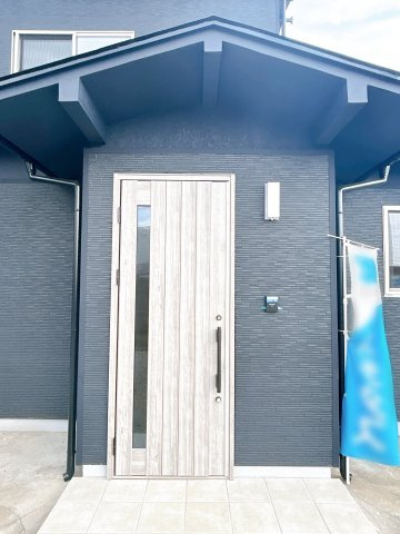 中古戸建　岩瀬郡鏡石町岡ノ内　第一小・鏡石中の玄関|〈リフォーム済み〉