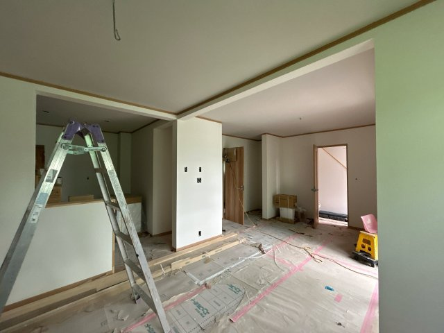 中古戸建　岩瀬郡鏡石町岡ノ内　第一小・鏡石中の居間・リビング|〈現在リフォーム中です！〉