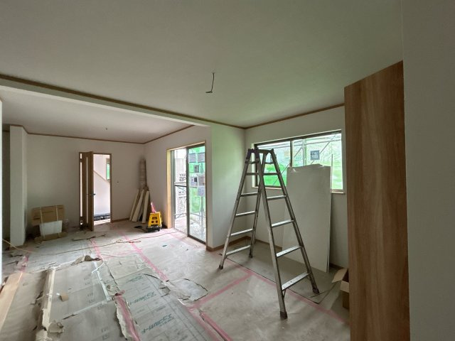 中古戸建　岩瀬郡鏡石町岡ノ内　第一小・鏡石中の居間・リビング|〈現在リフォーム中です！〉
