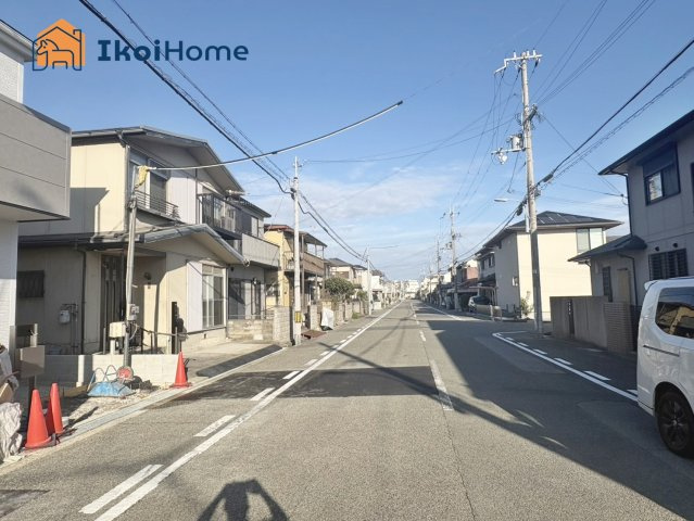 明石市藤が丘1丁目　5期　新築戸建の前面道路含む現地写真|【ホームページに現地動画掲載中】●年中無休：当日予約可●前面道路は南側幅員約10ｍで広々しております