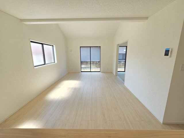 新築　太田市南ヶ丘町第2　1号棟　Cradle Gardenの居間・リビング|新築　太田市南ヶ丘町第2　1号棟　Cradle Garden