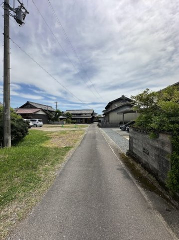 土地　溝口中の前面道路含む現地写真