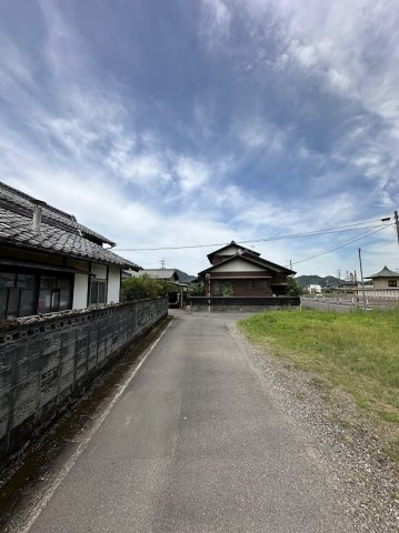 土地　溝口中の前面道路含む現地写真