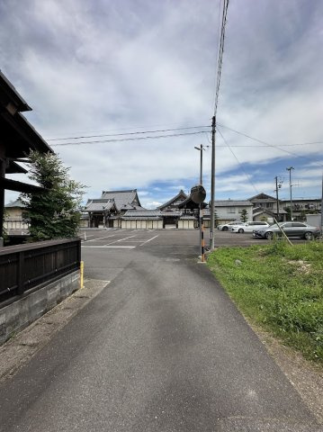 土地　溝口中の前面道路含む現地写真