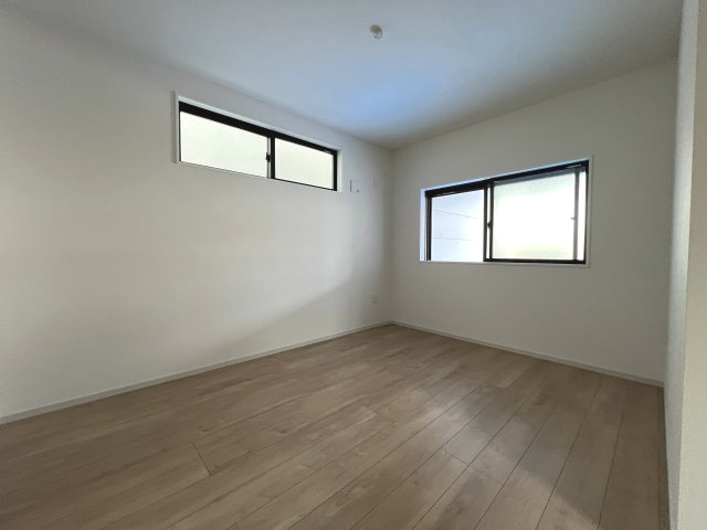 昭島市福島町　新築戸建全1棟の洋室|【洋室1】広々8.5帖！