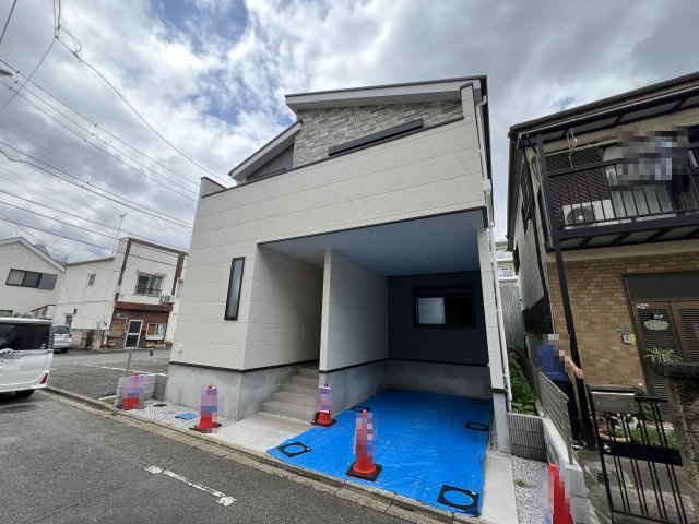 昭島市福島町　新築戸建全1棟の前面道路含む現地写真|小中学校安心の徒歩4分圏内です♪