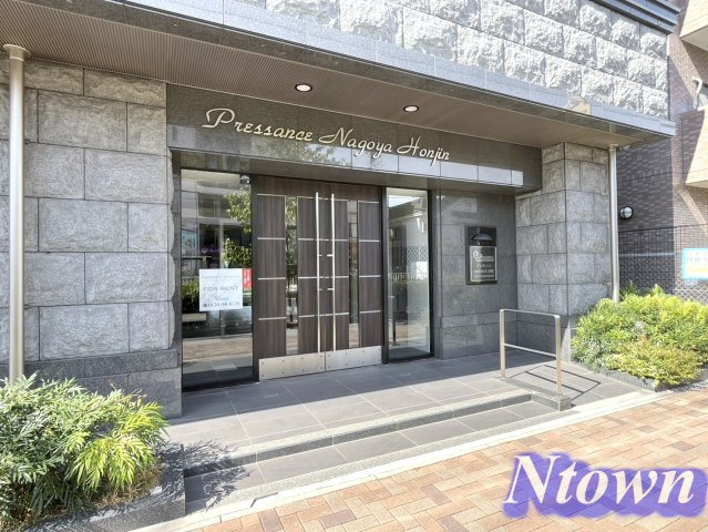 【エントランス】 | プレサンスNAGOYA本陣 | 建物の内部です