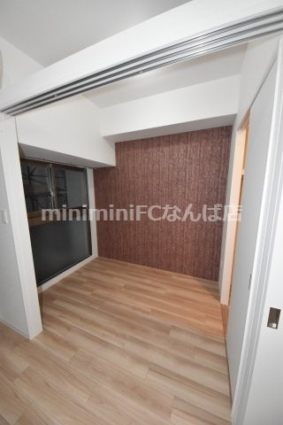 セレニテ堺筋本町リアンの寝室|家具家電が配置しやすいです！