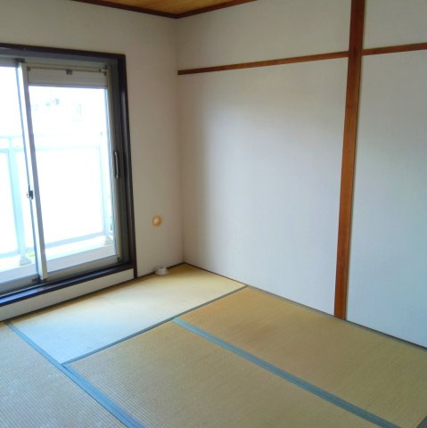 神戸市須磨区西落合６丁目のマンションの和室|和室です