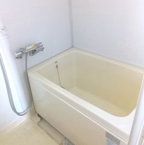 神戸市須磨区西落合６丁目のマンションの浴室|お風呂です
