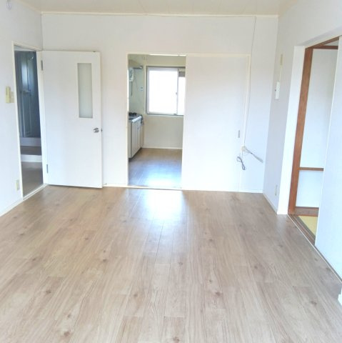神戸市須磨区西落合６丁目のマンションの居間・リビング|リビングです