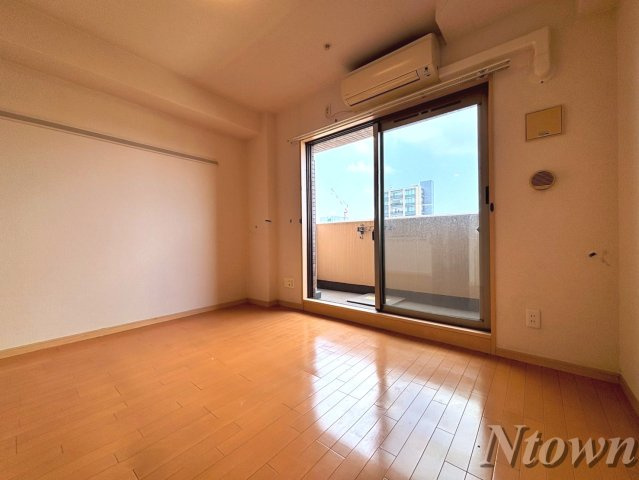 【居間・リビング】 | プレサンス名古屋駅前ヴェルロード | ゆったりとした居間です