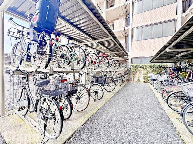 ザ・ウインベル中央公園の駐輪場|ドキドキの新生活も、安心してスタート。ぴったりの住まいを見つけませんか？クランディアが一緒に住まい選びをサポートします‼　まずは、お気軽にお問合せください　＃クランディア