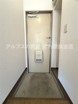 【玄関】 | コーポサンライフ井土ヶ谷第二
