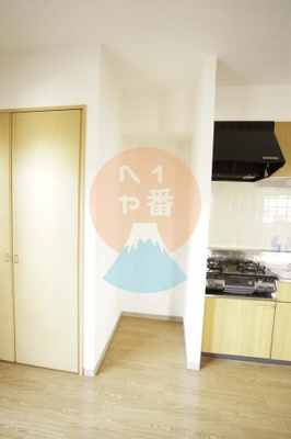 【その他】 | ヴィラ鴨宮 | 冷蔵庫置き場です　※参考写真です