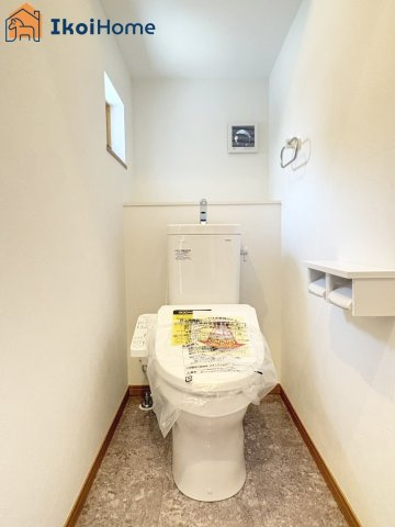 明石市二見町西二見　新築戸建のトイレ|【ホームページに現地動画掲載中】●年中無休：当日予約可●各階ウォシュレット、暖房便座が標準装備！