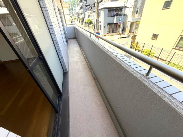 【バルコニー】 | ベルヴィ本山中町