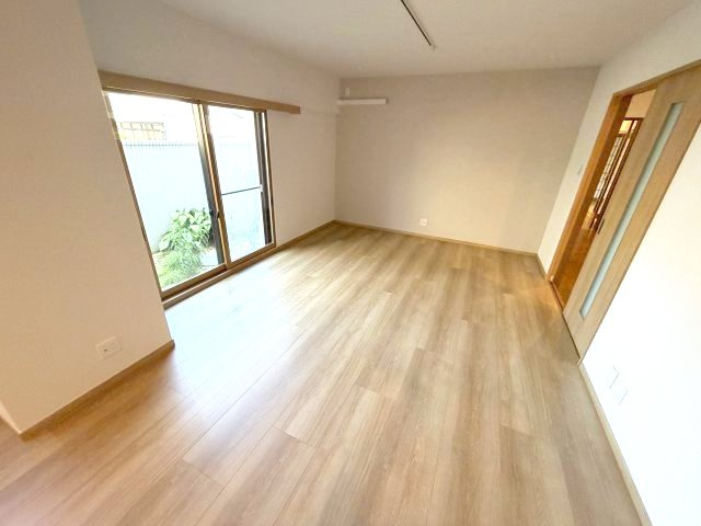 【居間・リビング】 | ベルヴィ本山中町