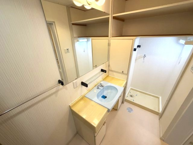 【洗面所】 | ベルヴィ本山中町