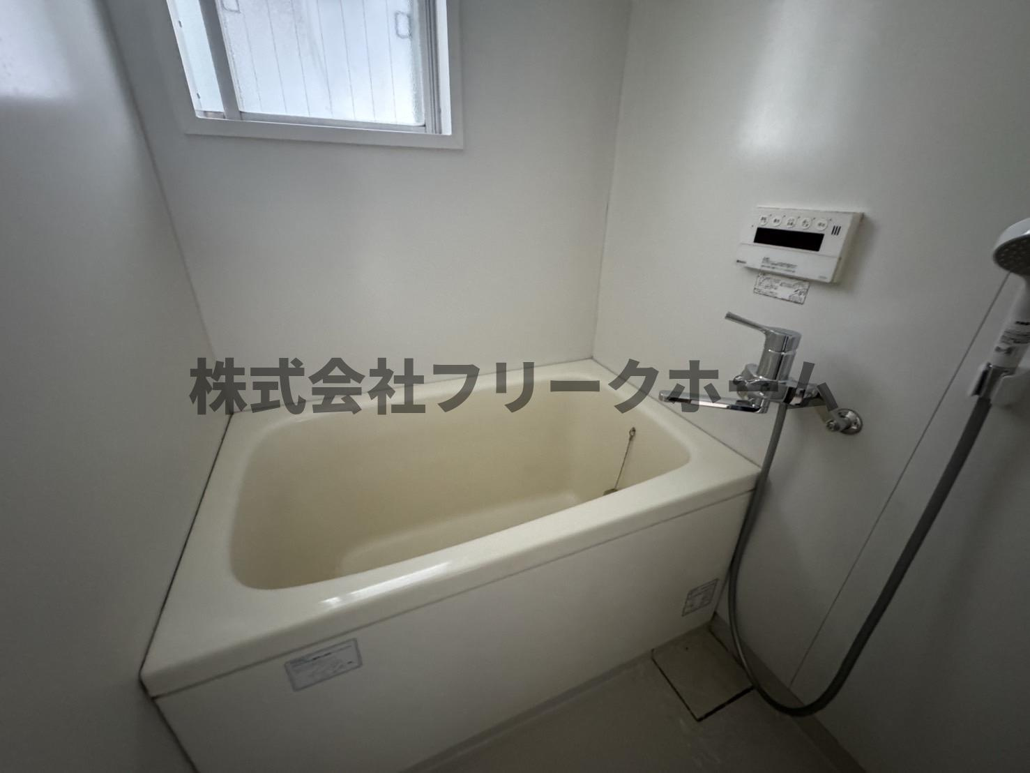 三鷹市下連雀４丁目の賃貸マンションの浴室