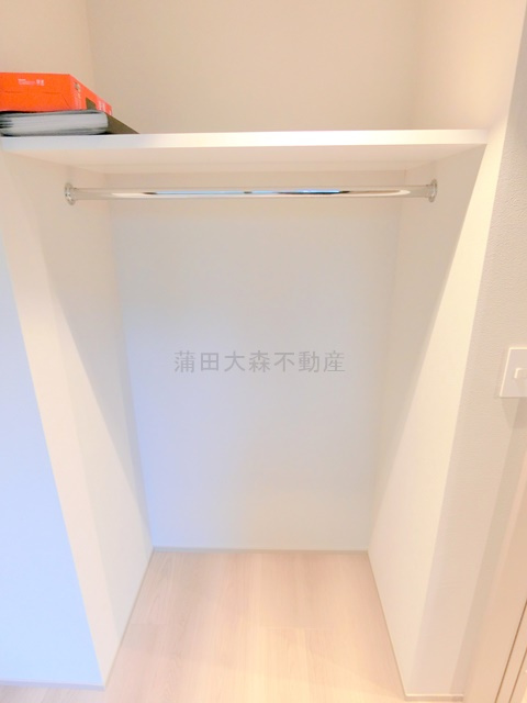 アピチェ田園調布の収納|洋室2.2帖　収納　オープンクローゼット