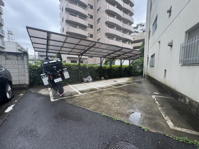 中銀新葛西マンシオン（5階部分）／仲介手数料無料／内装新規フルリノベーションの駐車場