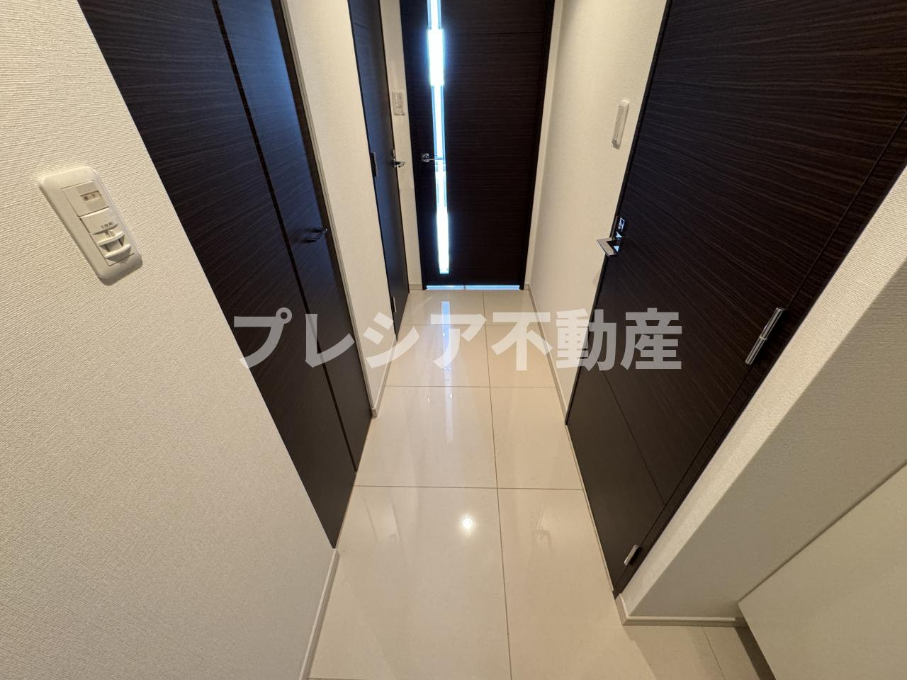 アーバングリーン甲子園の玄関