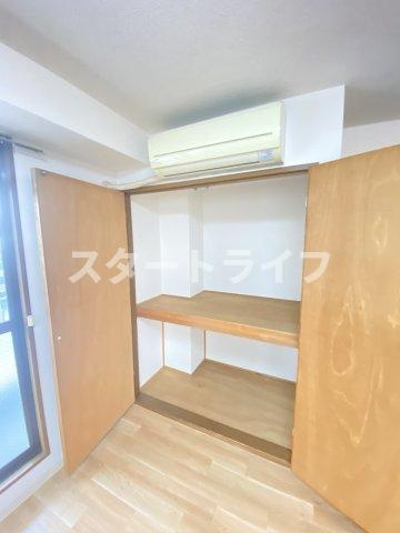 大阪市淀川区西三国２丁目の賃貸マンションの収納