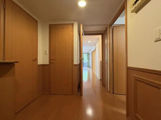 | 廊下より洋室1部屋、LDK、トイ… 
