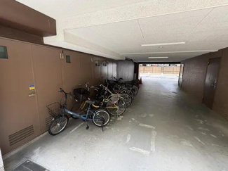  | 直射日光や、雨が当たりにくい… 