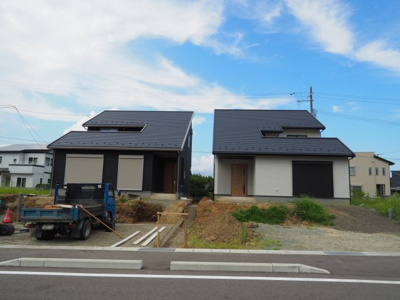 【前面道路含む現地写真】 | Ｓｍａｒｔ Ｏｎｅ ＣＩＴＹ 福島市岡部 １号棟 | ◆2026.8.22撮影◆　2026年9月下旬完成予定！お楽しみに♪