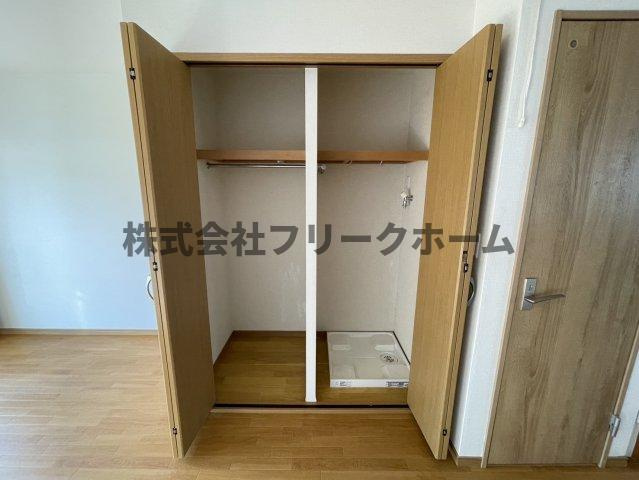 小金井市東町４丁目のアパートの収納