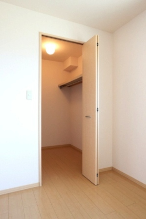 シャトレー　B棟の収納