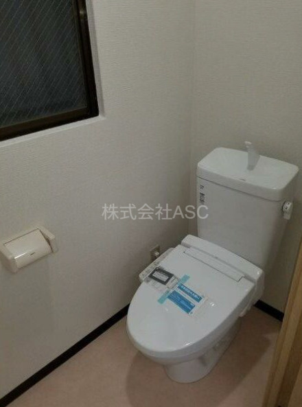 アパートメント住之江　テナントのトイレ