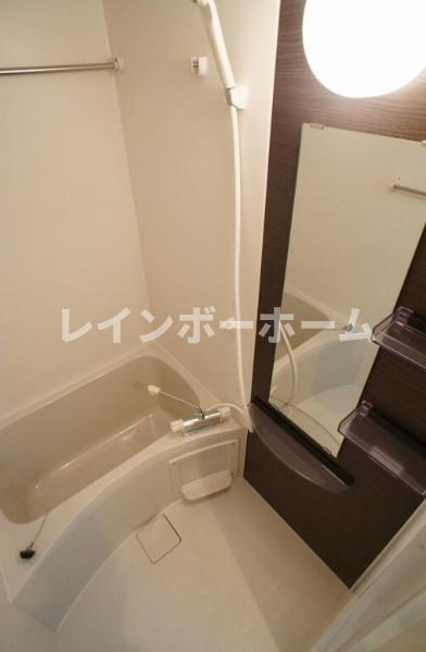 リブリ・行徳の浴室