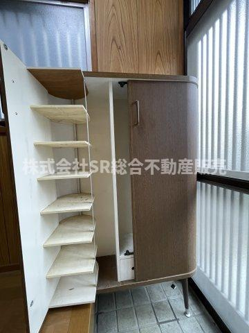 新池島町1丁目中古戸建の玄関|リフォームプランなら弊社にお任せ！
資金面・オシャレな雰囲気・スタンダード
あなたの希望を叶えます！