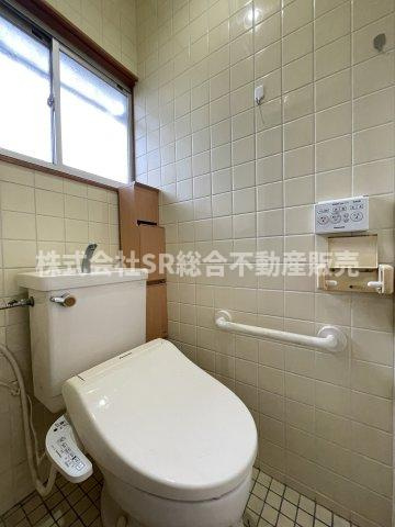 新池島町1丁目中古戸建のトイレ|温水洗浄便座もございます♪