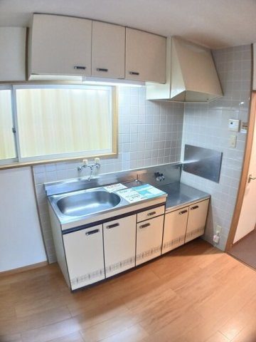 熊本市北区鶴羽田３丁目のアパートのキッチン|コンパクトなキッチンで掃除もラクラク