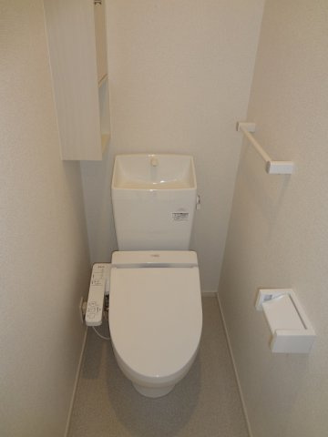 熊本市西区島崎６丁目のアパートのトイレ|落ち着いたトイレです