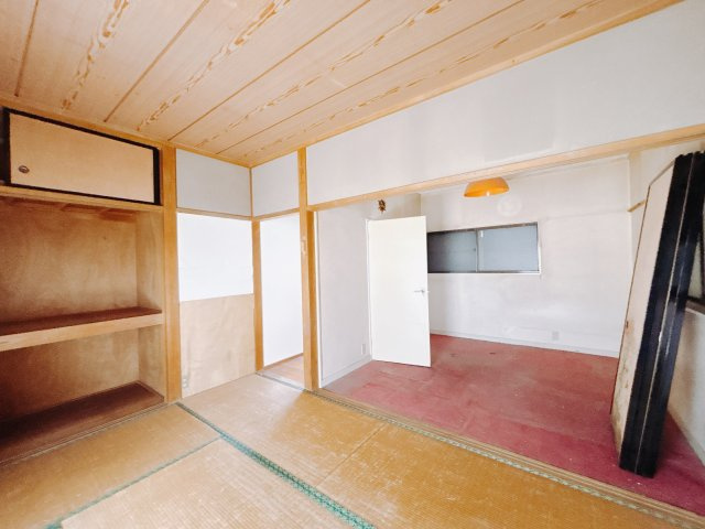 【中古戸建】高崎市高関町の和室|■和室｜和室でしか味わえない畳ならではの香りや素材で和のやすらぎを感じてください♪休日はお子様とお昼寝するのにも最適です！